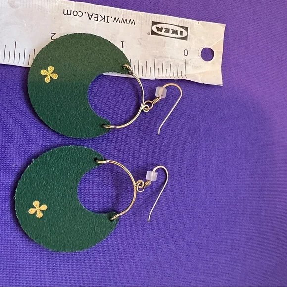 Nickel & Suede leather green tartan “Ninas” Earrings - Picture 2 of 2
